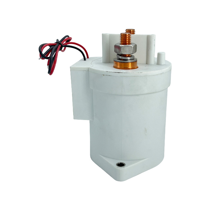 Jakie zalety sprawiają, że stycznik prądu stałego jest preferowanym wyborem w przypadku nowoczesnego sterowania mocą?